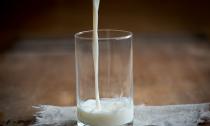 Čo nám môžete povedať o výhodách pečeného mlieka?